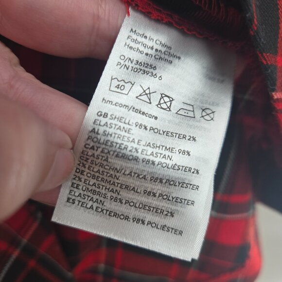 H&M Red Black Plaid Above the Knee Skirt Girl's Size 16 - Picture 6 of 8